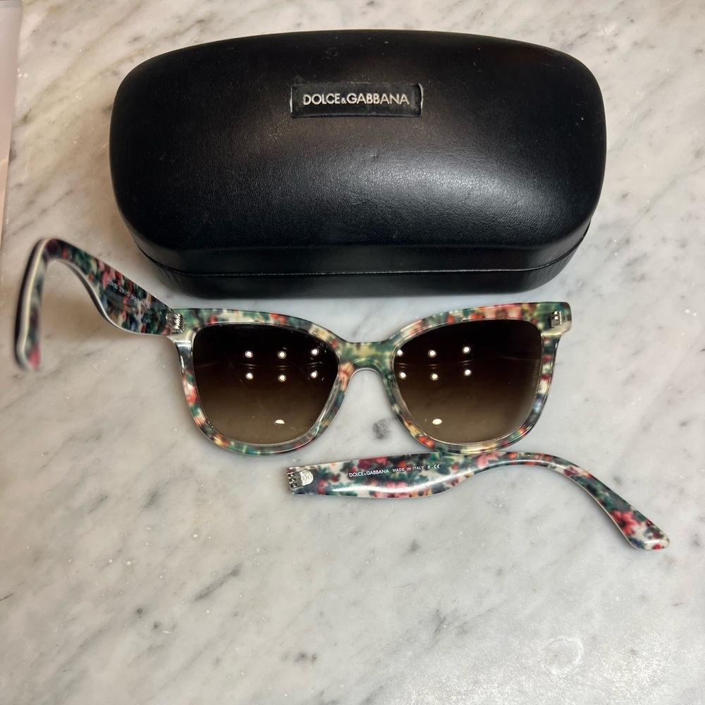 Dolce & Gabbana Sunglasses - Picture 4 of 4